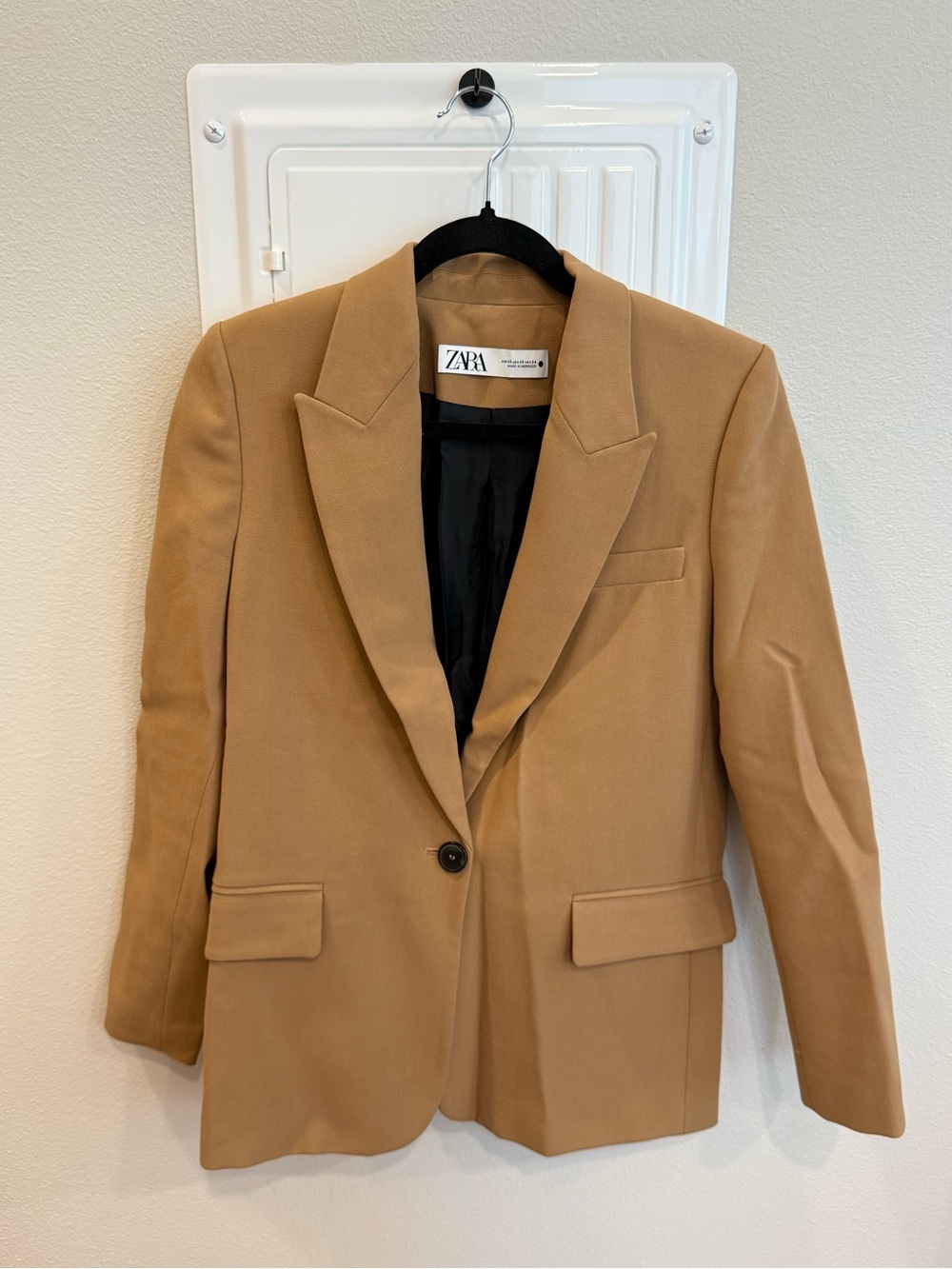 Zara XS Camel Single-Button Blazer
